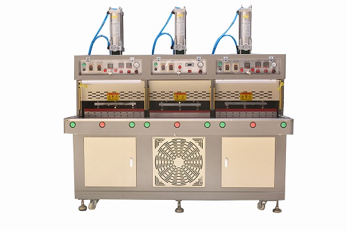 超声波压合机的注意事项---泉州三工位冷热压合机